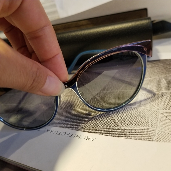 Burberry Turquoise Sunglasses - Picture 3 of 9